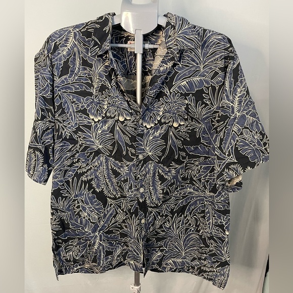 Hibiscus‎ Collection Hawaii floral Hawaiian shirt size XL - Picture 1 of 9